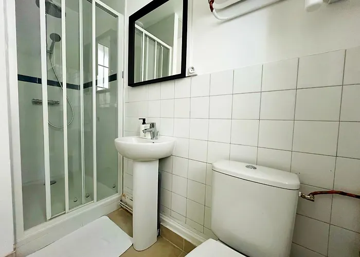 Celeste - Check In H24 - Wifi Saint-Fons